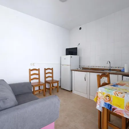 Velarde Ii Apartamento *