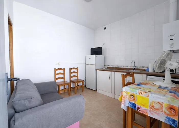 Velarde Ii Apartamento *